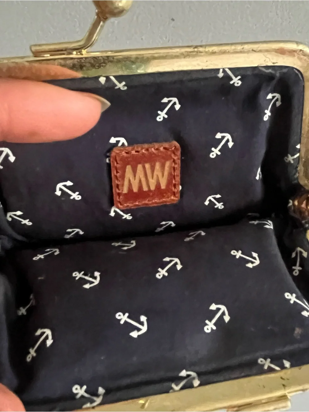 Vintage leather change